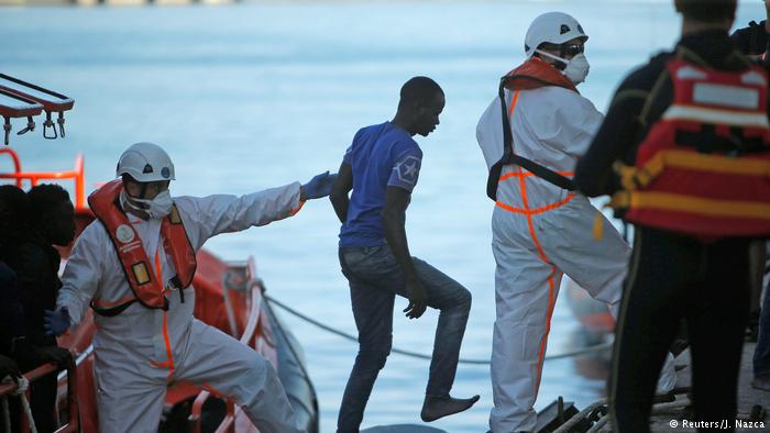 Deutsche Welle: Οι πρόσφυγες στρέφονται προς την Ισπανία