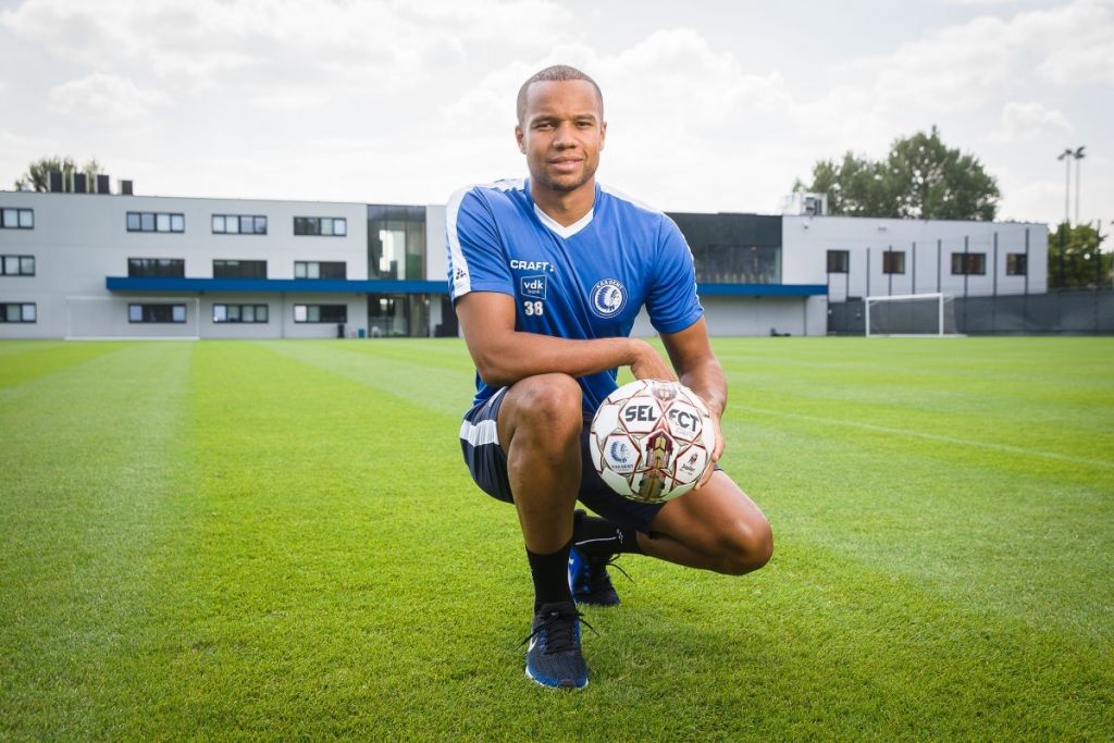 Βέλγιο: Επίσημα παίκτης της Γάνδης ο Οφόε