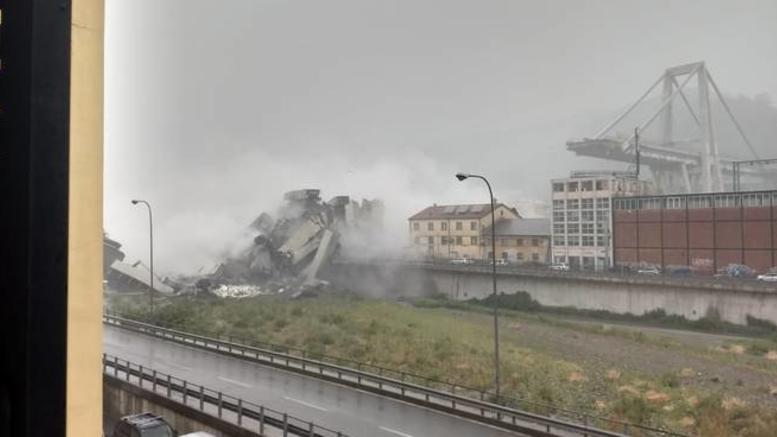 Τραγωδία στη Γένοβα: Κατέρρευσε οδογέφυρα – Πάνω από 20 οι νεκροί
