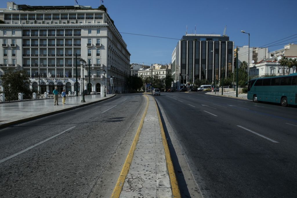 Πόλη – φάντασμα η Αθήνα τον Δεκαπενταύγουστο