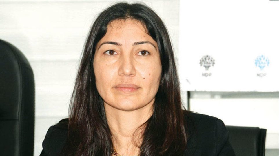 Hurriyet : Τουρκάλα πρώην βουλευτής ζήτησε άσυλο από την Ελλάδα