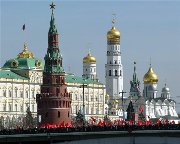 Κρεμλίνο: θα μελετήσουμε τις νέες αμερικανικές κυρώσεις πριν απαντήσουμε