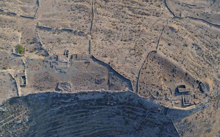 Πλούσια τα ευρήματα στο Βρυόκαστρο και Βρυοκαστράκι της Κύθνου