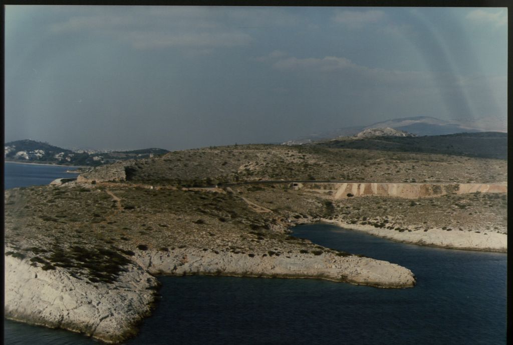 Αρχαίος δρόμος στην παραλία του Μεγάλου Καβουριού