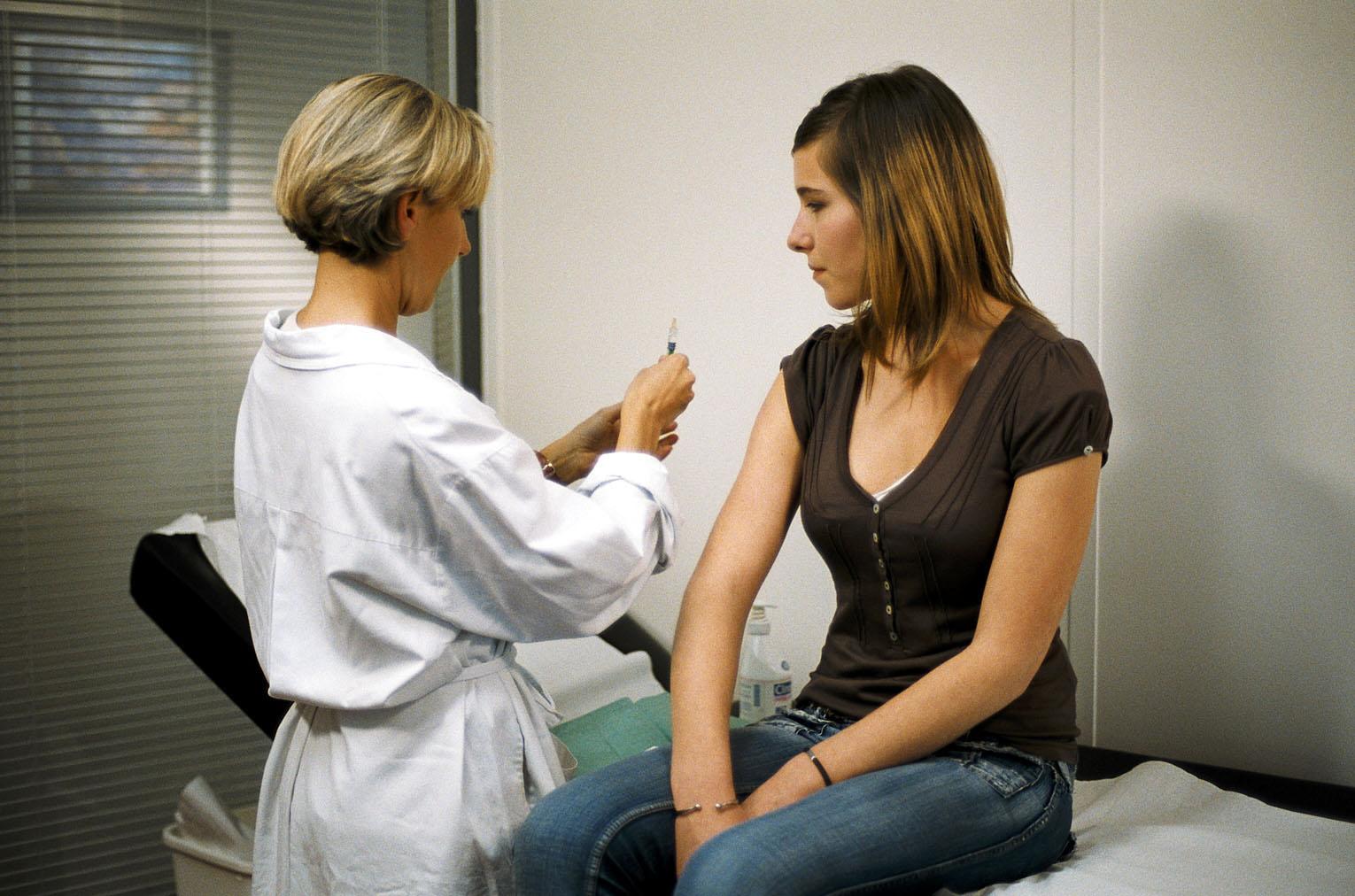 Θεσσαλονίκη: Δωρεάν εμβολιασμοί και εξετάσεις σε άπορους