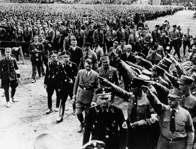 Ρίτσαρντ Εβανς: Η πορεία του Χίτλερ μπορούσε να ανακοπεί