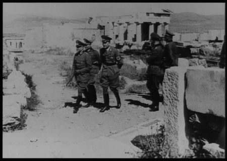 Επιστολή κατά του φασισμού από την οικογένεια του Απ.Σάντα