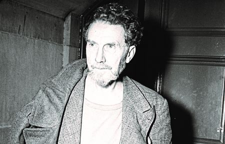 Παθιασμένη υπεράσπιση της ποίησης