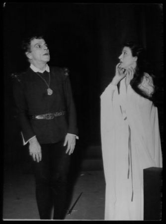 Στην Ελλάδα με τον Σαίξπηρ