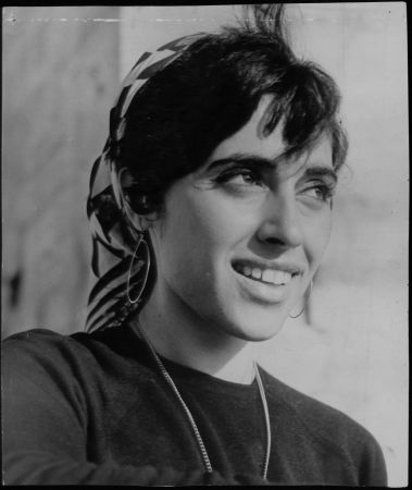 Φλέρυ Νταντωνάκη: Η ερμηνεύτρια πέθανε σαν σήμερα 18 Ιουλίου 1998