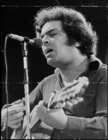 Μάνος Λοΐζος: Η συναυλία έχει τη δική της ιστορία