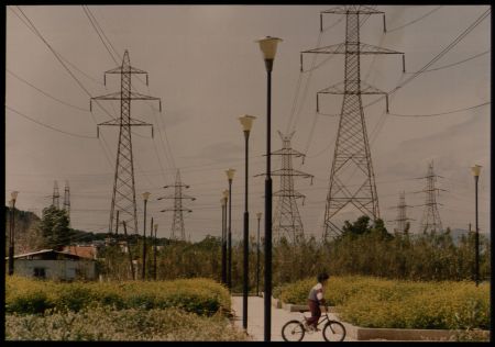 ΥΠΕΚΑ: Μείωση του τέλους ΑΠΕ για τις βιομηχανίες μέσης τάσης