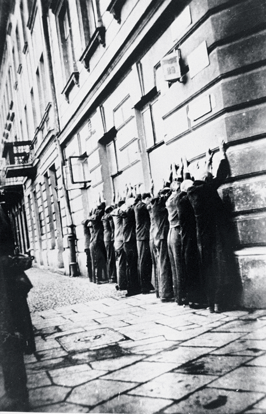 Ολοκαύτωμα: To ασήκωτο βάρος στη συνείδηση της ανθρωπότητας