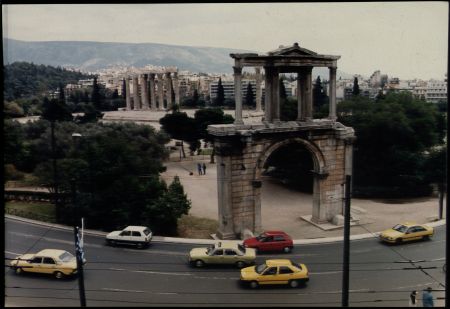 Κυκλοφοριακές ρυθμίσεις την Κυριακή στην Αθήνα λόγω νυχτερινού αγώνα δρόμου