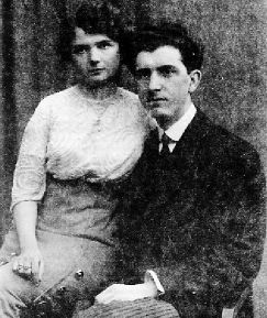 Οταν ο έρωτας κρατά … χαρτί και μολύβι