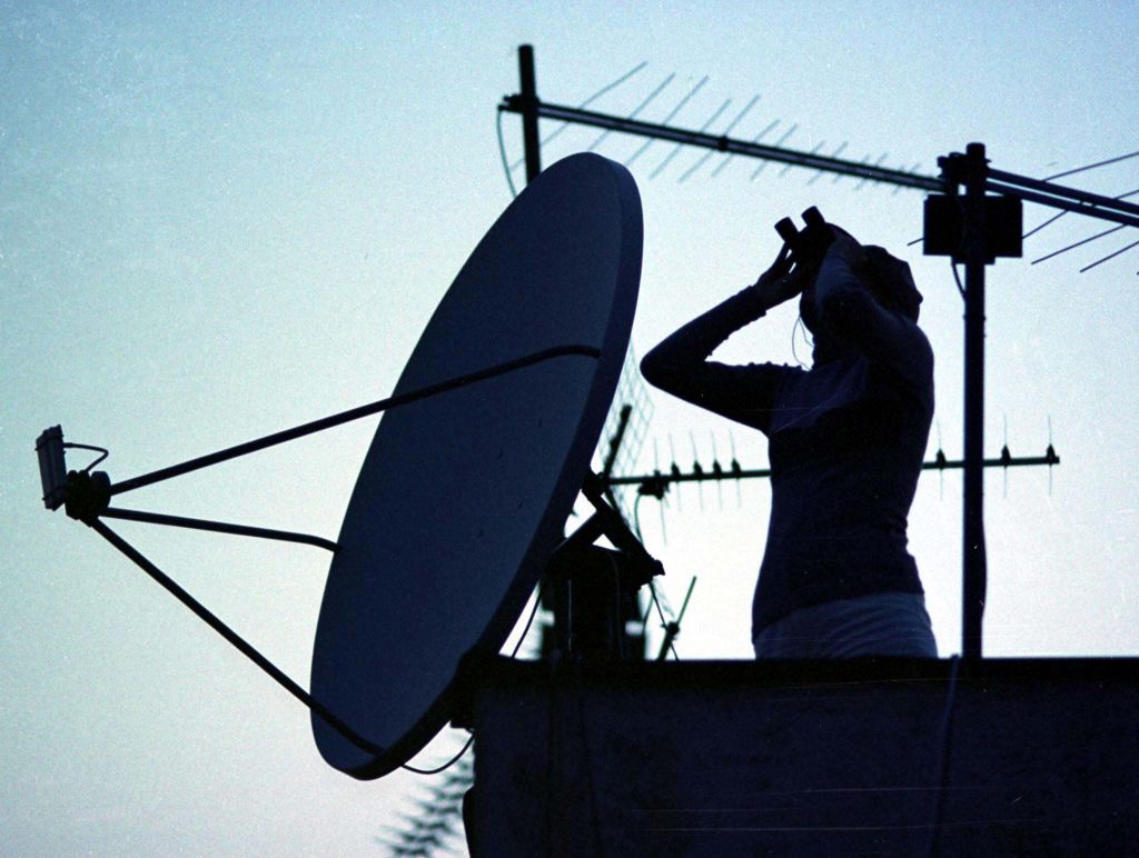 Η ΑΤ&Τ κοντά στην εξαγορά της εταιρείας DirecTV