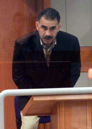 Τέσσερα αιτήματα του Οτσαλάν για τις συνομιλίες για το Κουρδικό