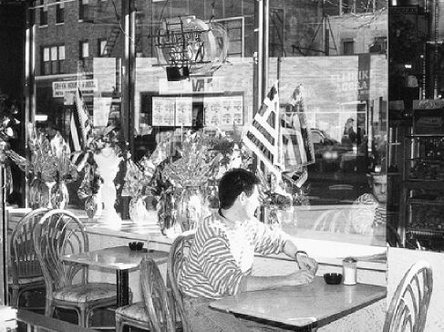 Οι δρόμοι της μεγάλης φυγής των Ελλήνων