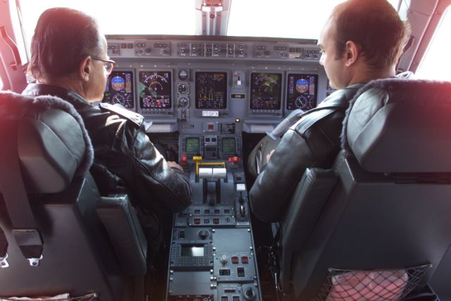 Μυστική έρευνα της ΕΛ.ΑΣ. για πλαστά πτυχία σε πιλότους αεροσκαφών | tovima.gr