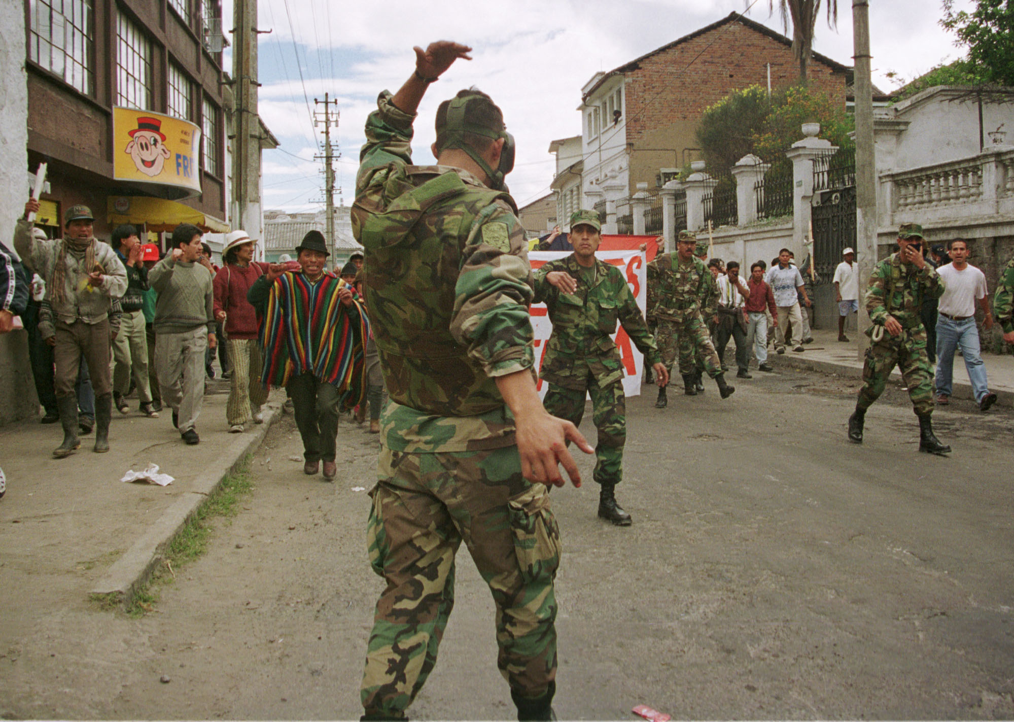 Ισημερινός: Ιθαγενείς σε πορεία διαμαρτυρίας εναντίον της κυβέρνησης