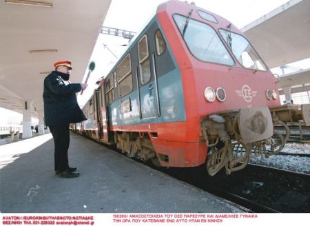 Τα τρένα «κόλλησαν» στους μηχανοδηγούς