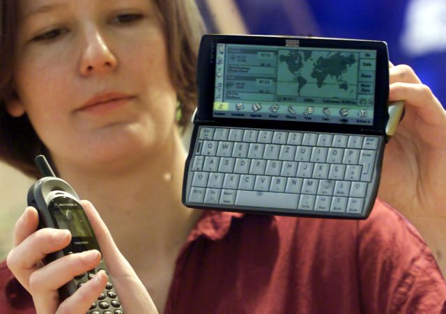 Τα κινητά νίκησαν τους υπολογιστές