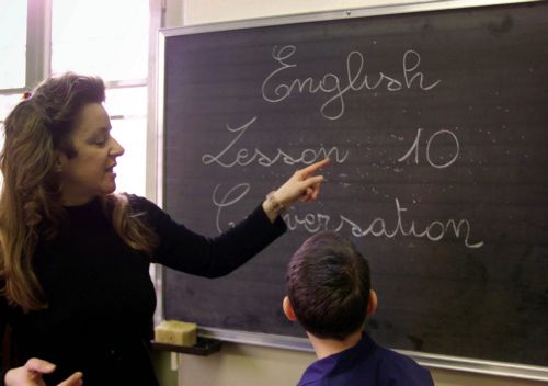 Οι 3 στους 4 διευθυντές σχολείων δεν γνωρίζουν ξένες Γλώσσες!