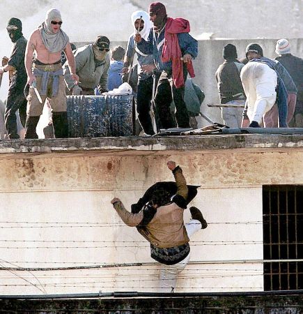 Εξέγερση με νεκρούς και ομήρους σε φυλακή της Βραζιλίας