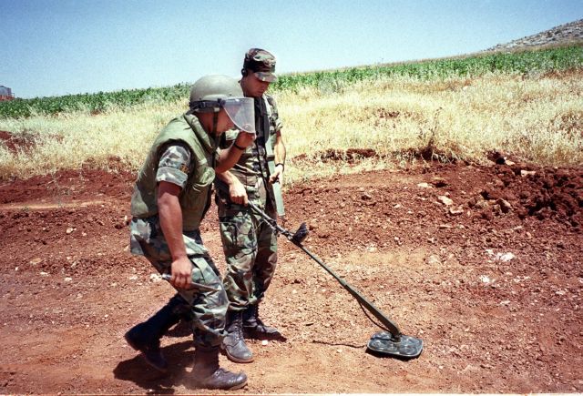 Trial of Alex Rontos and 7 others for illegal NGO funding postponed