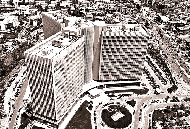 Βγαίνουν στις αγορές οι ελληνικές επιχειρήσεις