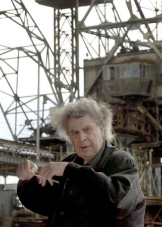 Ο μαγικός σπάγκος του Μίκη Θεοδωράκη