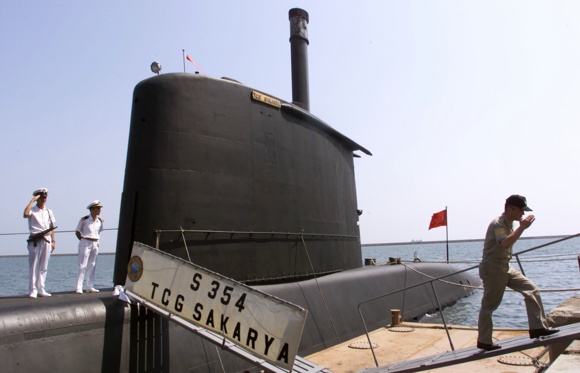 Blog alleges Turkish submarine and Greek Navy vessel standoff