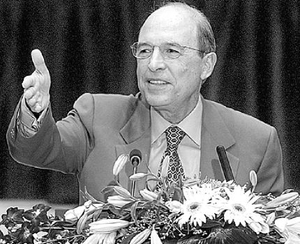 Τα τρία μέτωπα της ανασύνθεσης