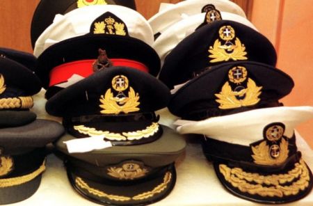 Και απόστρατοι στη «δεξαμενή» για… επιτελάρχες στο Δημόσιο