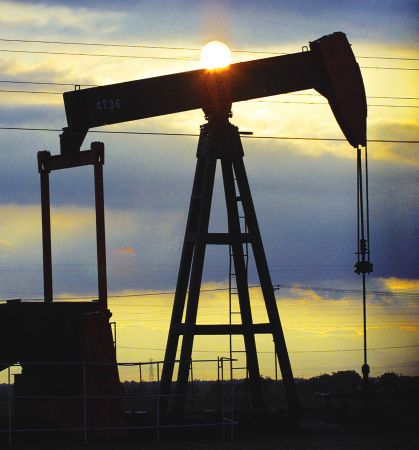 Μειώνονται οι τιμές του πετρελαίου στις ασιατικές αγορές