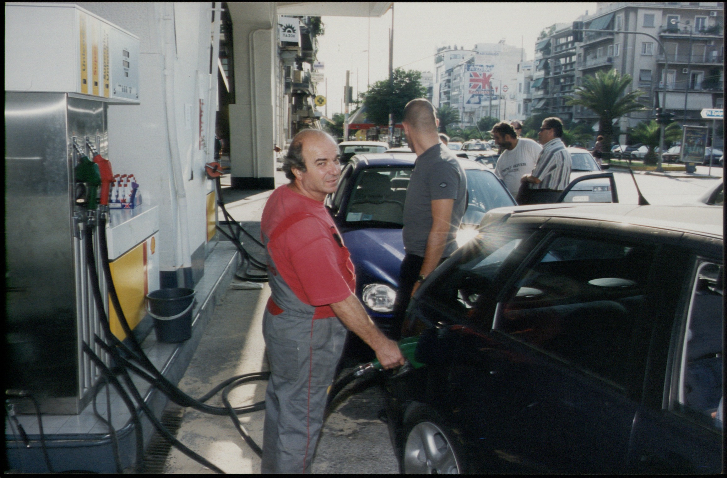 Πτώση 41,6% στην κατανάλωση καυσίμων στη χώρα το 2009 -2013