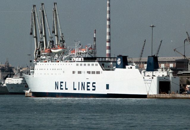 ΝΕΛ: Δεν έχουμε εγκαταλείψει τα πληρώματα των πλοίων μας στην Ισπανία