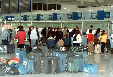 Η Ευρωπαϊκή Επιτροπή απλουστεύει τη βίζα Σένγκεν