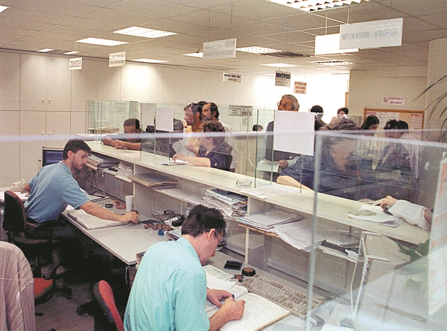 Ελπίδες για τα «δώρα», πιο δύσκολα τα αναδρομικά στις συντάξεις