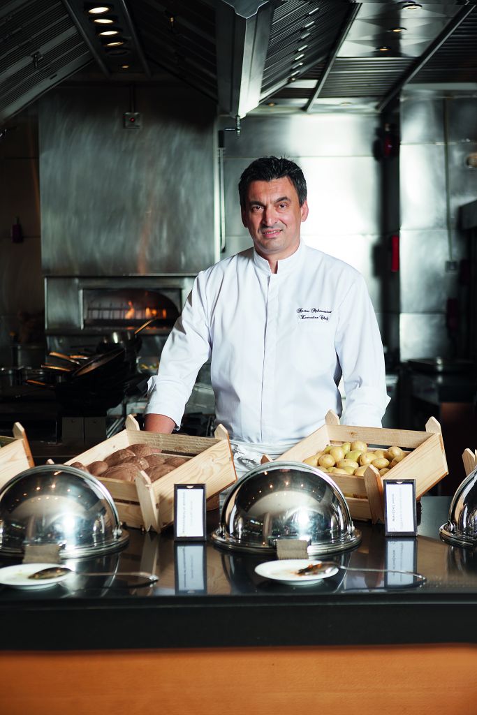 Συνδαιτυμόνας: Οι γεύσεις ατόφιες