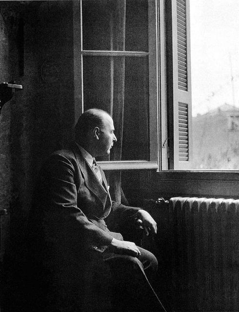 Ανανεωμένος Σεφέρης