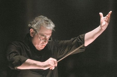 Προς ένα άδοξο αντίο…