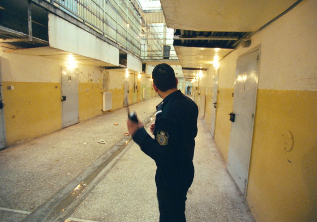 Η απόπειρα καθαρισμού του χώρου βασανιστηρίων «έκαψε» τους υπαλλήλους των φυλακών Νιγρίτας