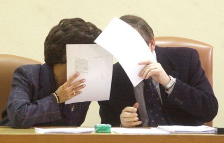 Καταδίκη υπεύθυνου της «Ακρόπολις» για συκοφαντική δυσφήμιση