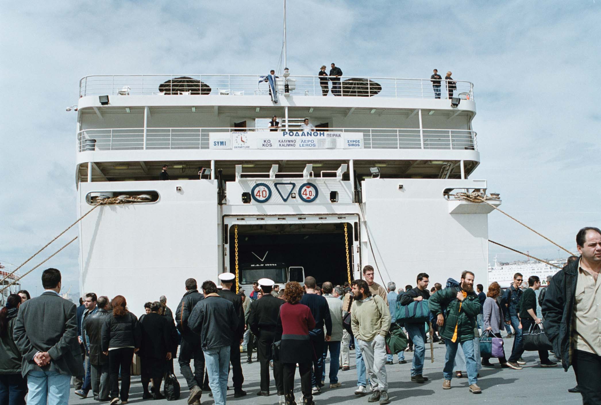 Αύξηση κίνησης αναμένεται φέτος το Πάσχα στο λιμάνι του Πειραιά
