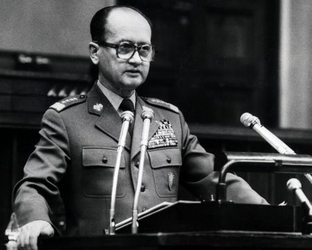 Πέθανε ο Βόιτσεχ Γιαρουζέλσκι