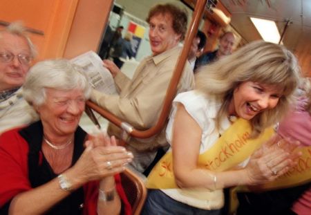 Επεκτείνεται η εξάωρη εργασία στη Σουηδία