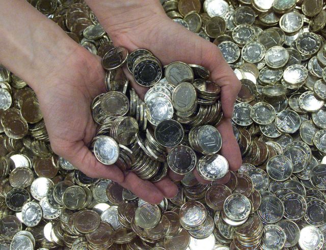 Χρεοκόπησαν και τα… κέρματα