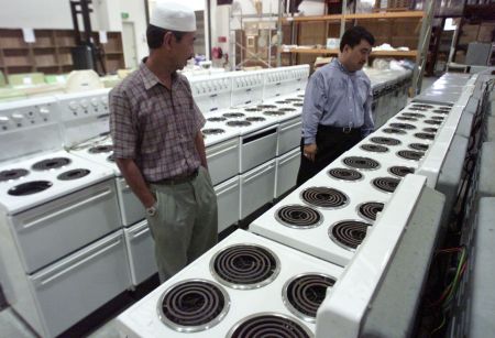 H κρίση πλήττει τις λευκές ηλεκτρικές  συσκευές