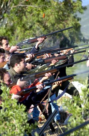 Κυνηγοί προς Τσίπρα: «Ο ΣΥΡΙΖΑ καταργεί τη δραστηριότητά μας»